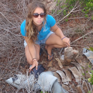 Jess with loggerhead bones